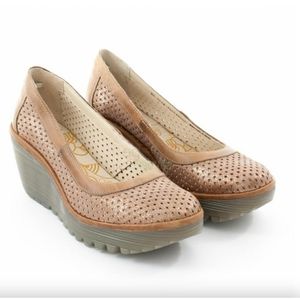 Fly London Yobe Wedge Luna / Camel